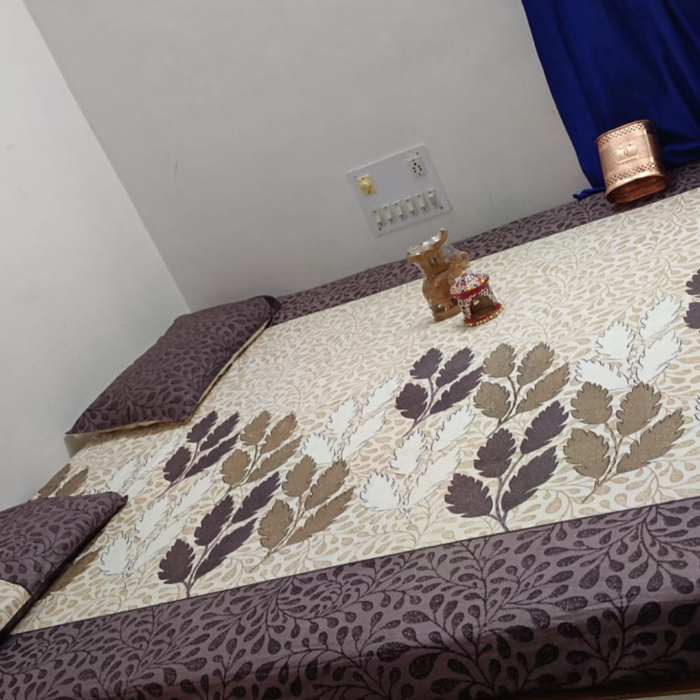 Double Badsheet Copper Brown, Cotton Base King Size (108 X 108) Inch With 2pillow Covers(18 X 28), (pillow Side) (4) Copy